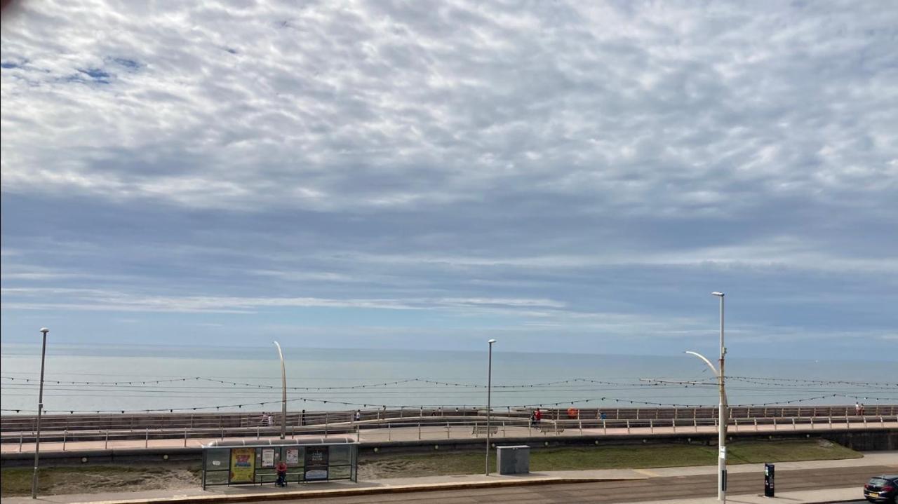 Coastal Plaza Hotel Blackpool Exterior photo